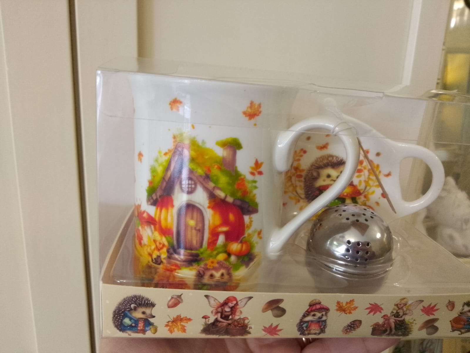 Set Tisaniera Porcellana 300ml Decorazione Floreale con Piattino e Filtro