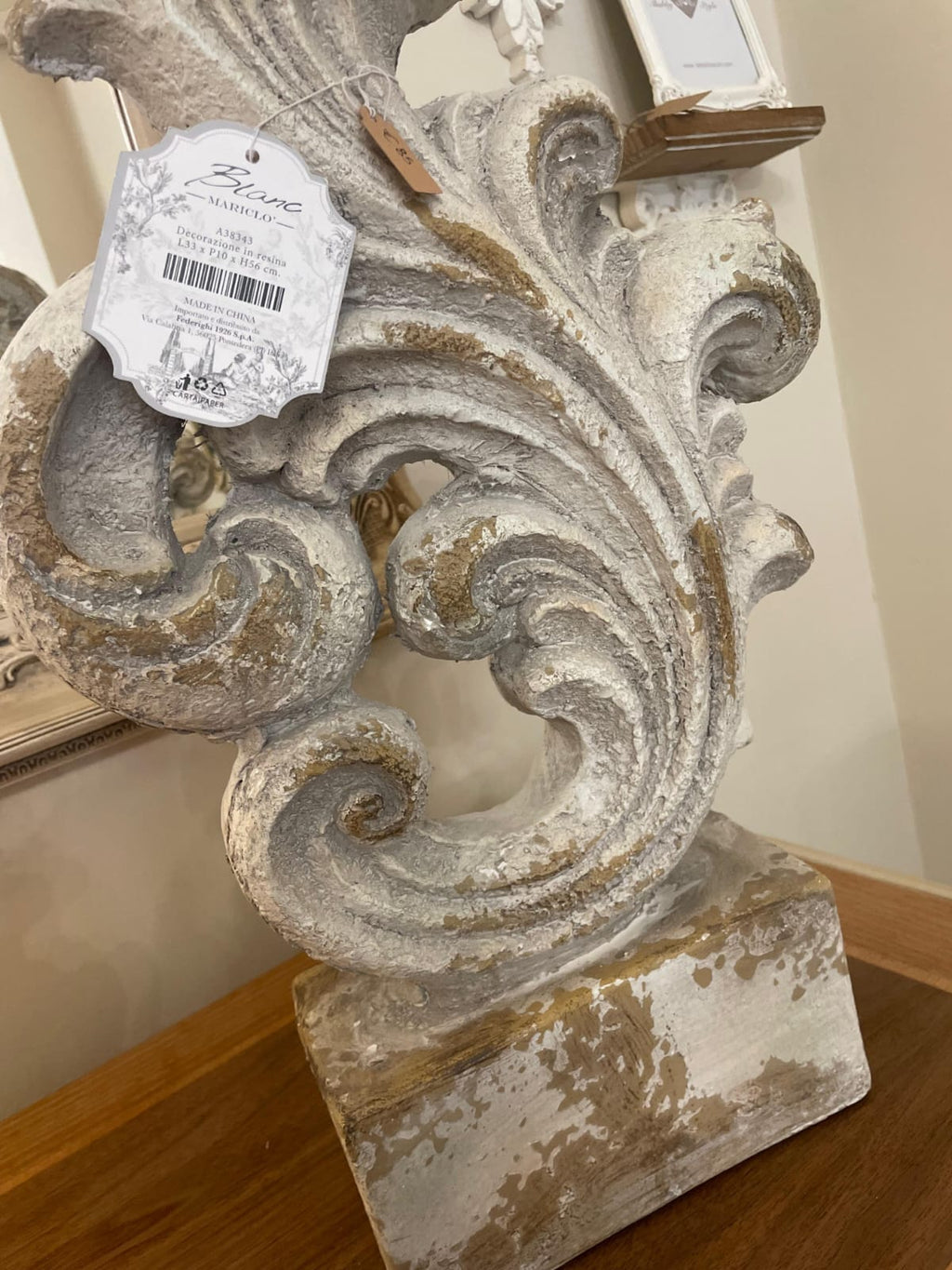 decorazione in resina